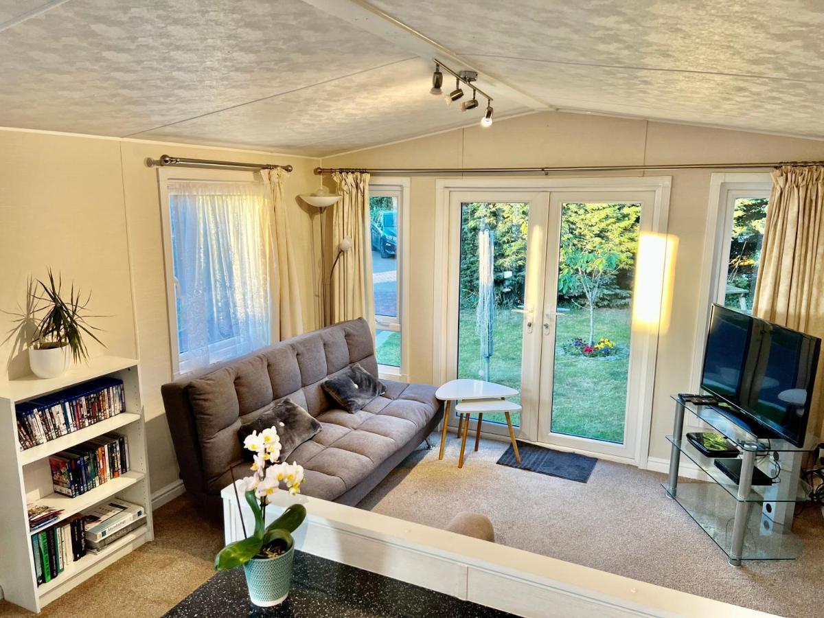 New Forest Hideaway- Self Catering Accommodation Newbridge  Esterno foto